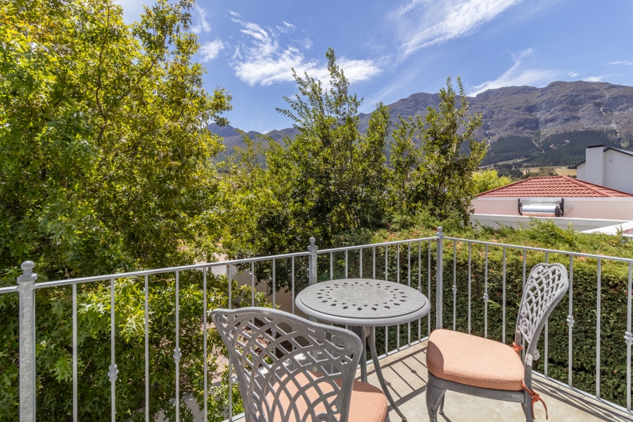 To Let 5 Bedroom Property for Rent in Franschhoek Western Cape